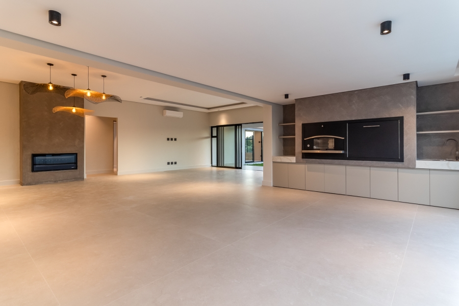 4 Bedroom Property for Sale in Pearl Valley at Val de Vie Western Cape